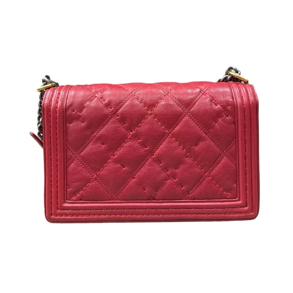 ❣️Chanel Boy Bag Medium Red Quilted Calfskin Ruthenium Hardware Authentic 2016